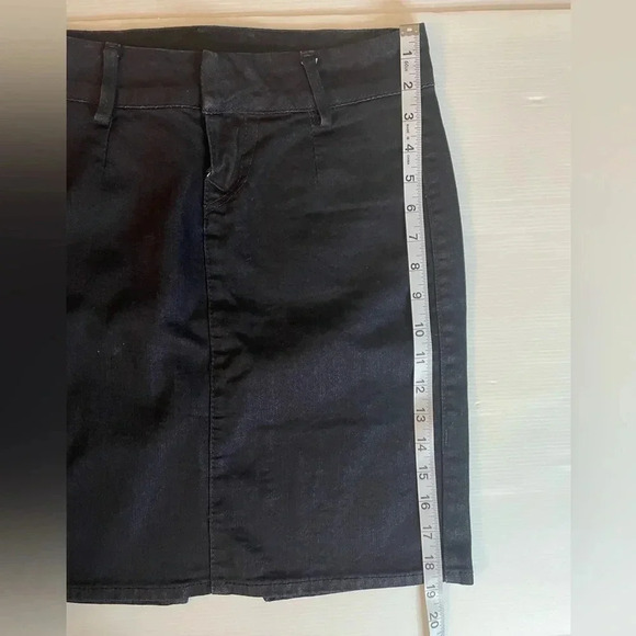 3 FOR $15 True Religion Dark Jean Mini Skirt Size 26 - Picture 7 of 8